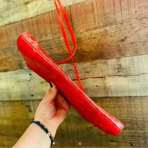 Paola Del Lungo Made In Italy Croc Embossed Red Leather Crossbody - Picture 6 of 10